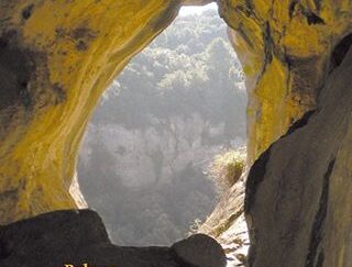 coves catalanes llegendàries